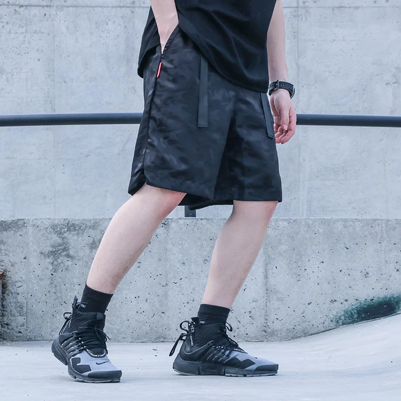 

SILENSTORM Techwear Men's Black Camoflague Ribbon Drawcord Waist Shorts Hip Hop Style Punk Fashion