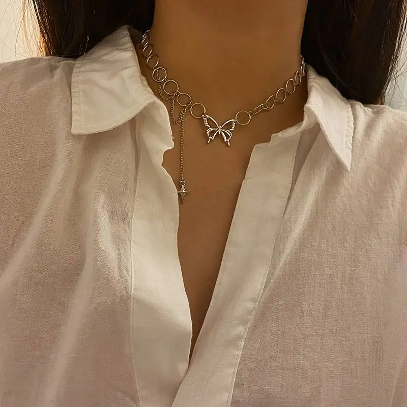 

2021 Trendy Circle Butterfly Necklace Alloy Necklace Choker Necklace for Women Accessories Fashion Jewellery