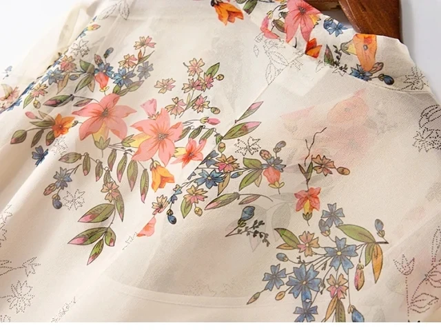 

Women's Lace Stitching Shirt Lace-up Boe Tie Long Sleeve Floral Printing Long Sleeve 2020 Early Autumn Female Blouse