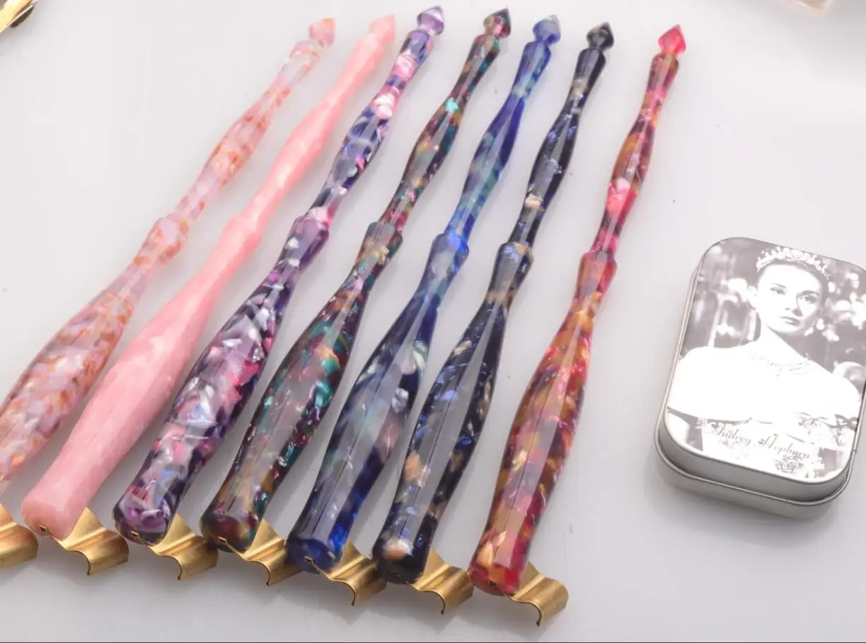 Cena Wysokiej Klasy Okrągłe Body Kwiat żywica Miedziorytu Pióro Do Kaligrafii Pióro Do Zanurzania Uchwyt Na Przekątnej Pręt Klasyczny Styl Cekiny Styl