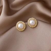 2022 new contracted trend small lovely pearl earrings korean fashion fresh geometric circular women stud earrings jewelry