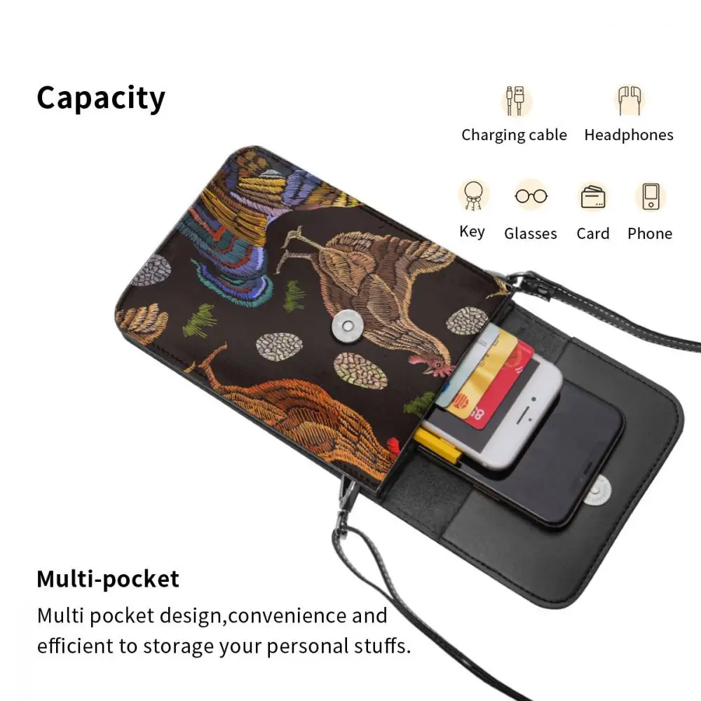 Сумка-мессенджер на ремне с вышивкой в виде курицы и петуха кредитница кармашком