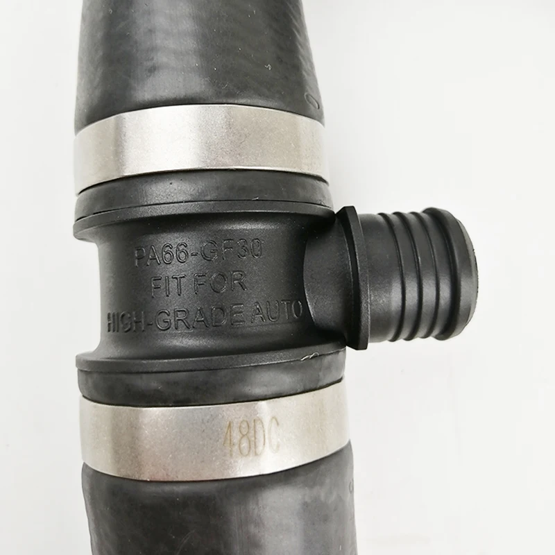 

A2045012682 2045012682 Water Tank Connection Suction Line Upper Hose For Mercedes Benz C/E 200/250 Rubber Water Pipe