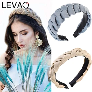 Повязка на голову женская крученая, оголовье в клеточку