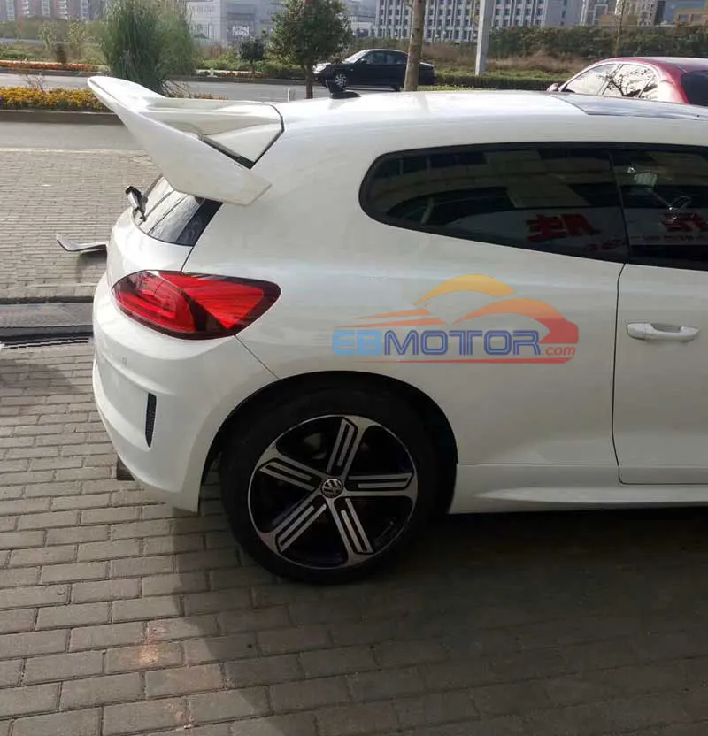 Настоящая карбоновая Задняя накладка на Багажник крыло 1 пара для Volkswagen Scirocco 2009-2013 V095