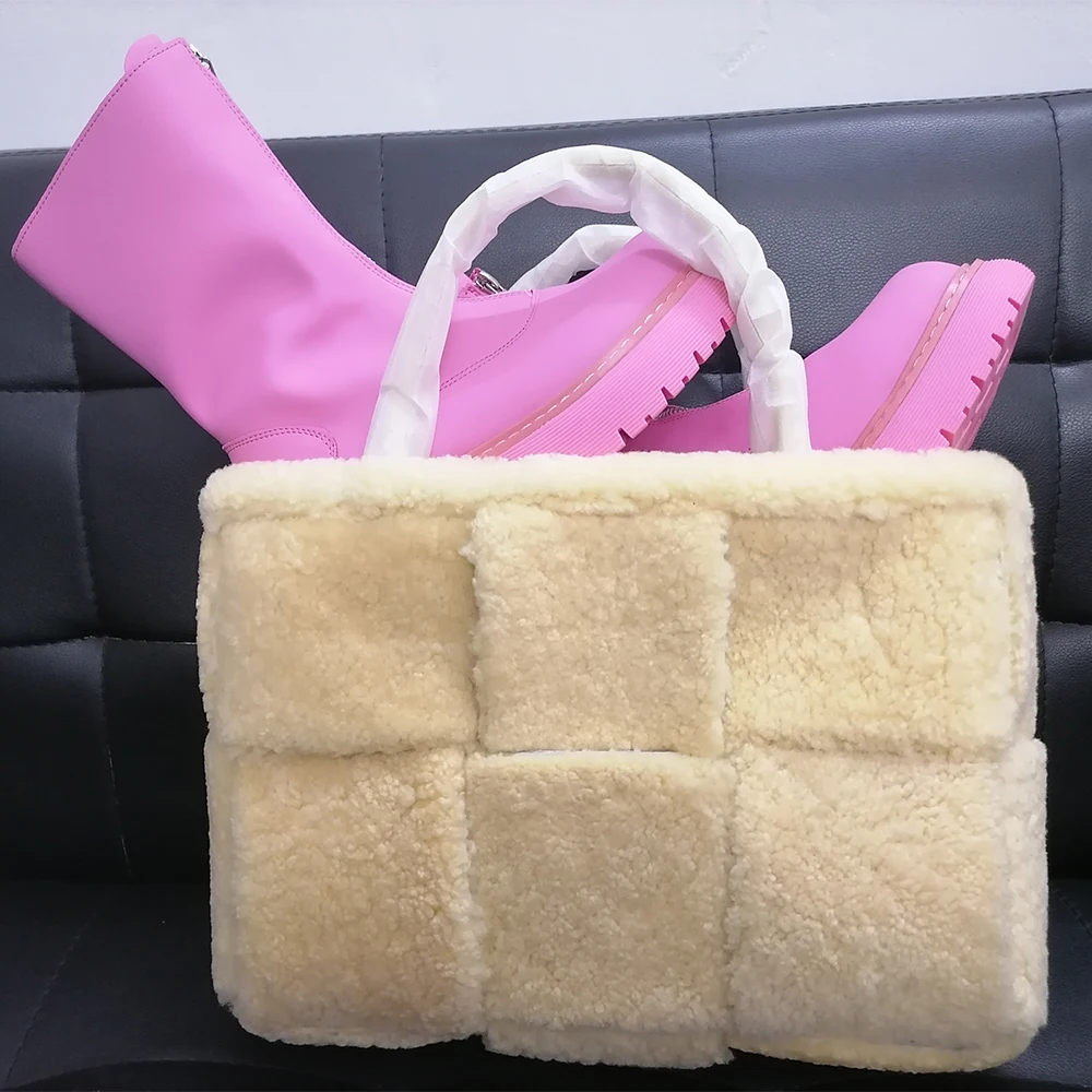 

luxury Real Wool fur woven large tote designer women handbags lambswool lady hand bags warm plush big female purses 2022