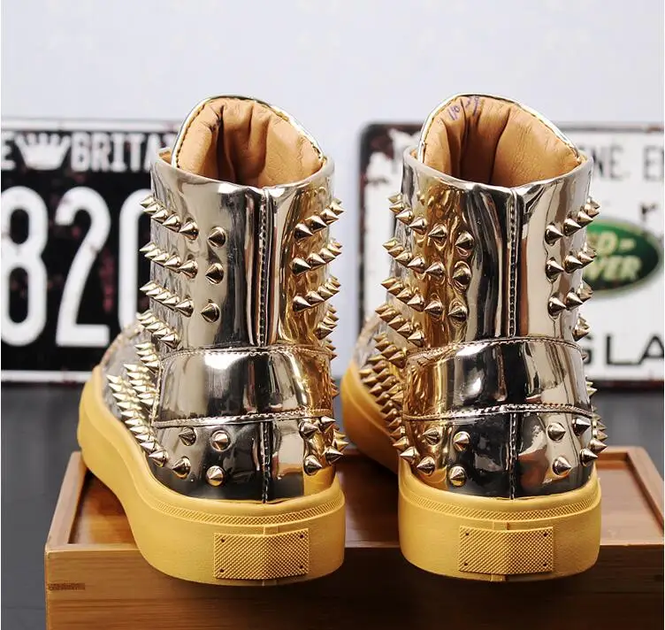 

Men's Shoes