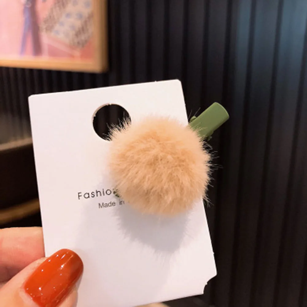 Заколки для волос девочек с маленьким милым мягким меховым помпоном мини шариком