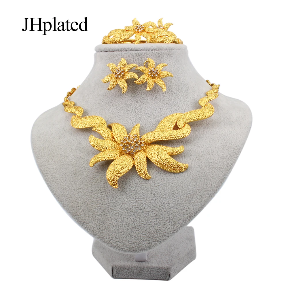 Комплект из колье серёг кольца и браслета | Украшения аксессуары