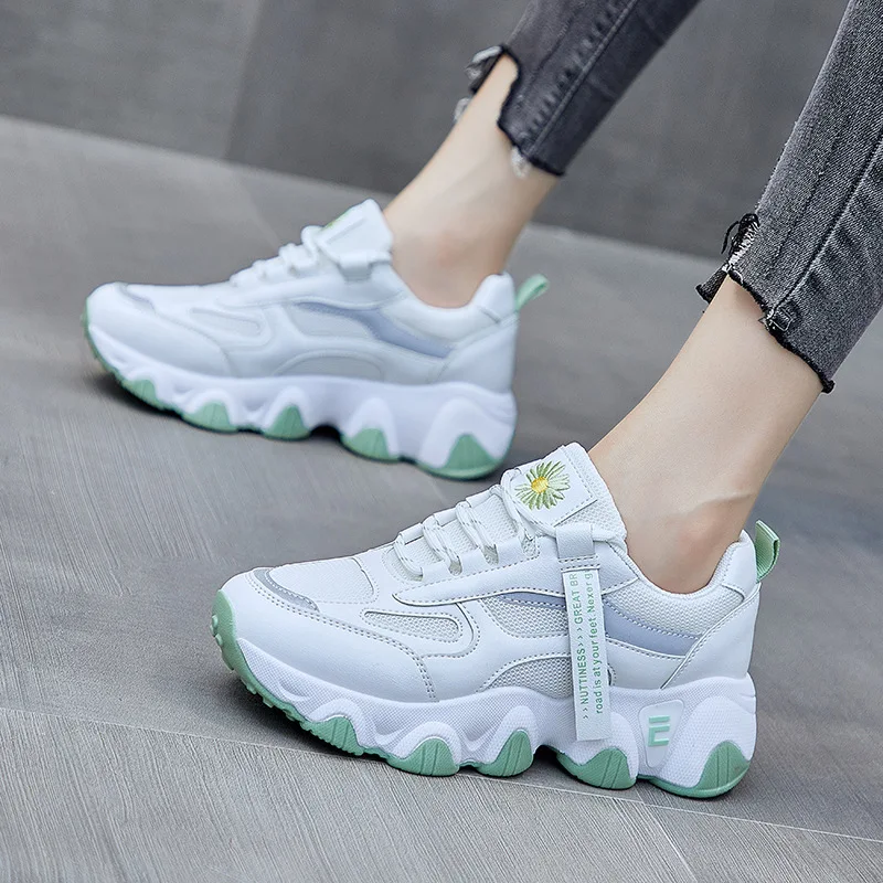 

Old Daddy Shoes Spring 2021 New Korean Version of Small Daisy Sneakers Increase Running Casual Women's Shoes
