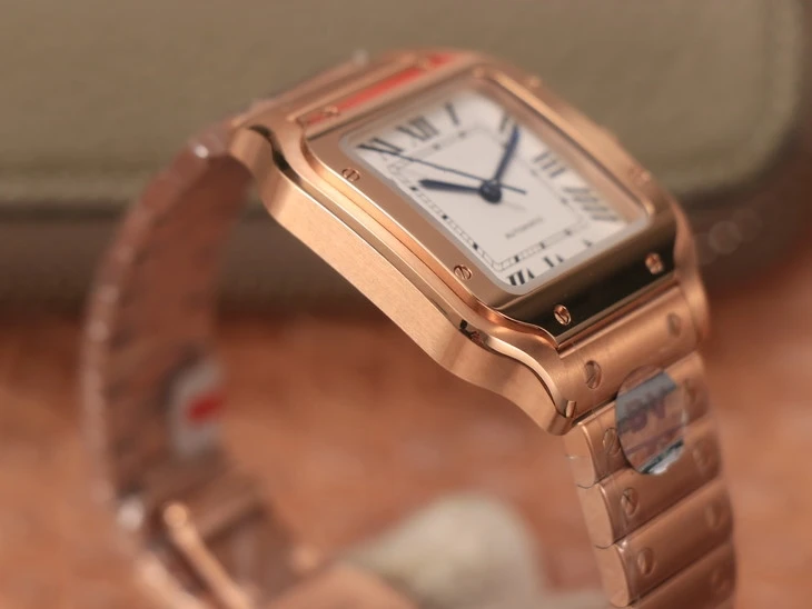 

Replica Ladies Watches Sandus (Women's size 35.1 mm) WGSA0031 Case: 316 Material Dial 18K Gold Watch Hot-sale Top-quality