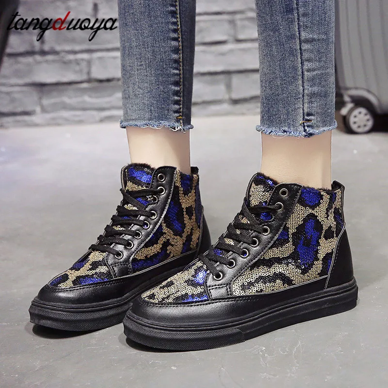 Теплые плюшевые кроссовки с блестками женская спортивная обувь высоким берцем