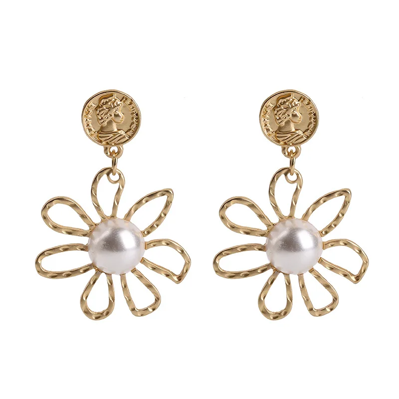 

Gold Color Vintage Round Coin Earrings For Women Female Simulated Pearl Hollow Flower Drop Earring Fashion Party Jewelry