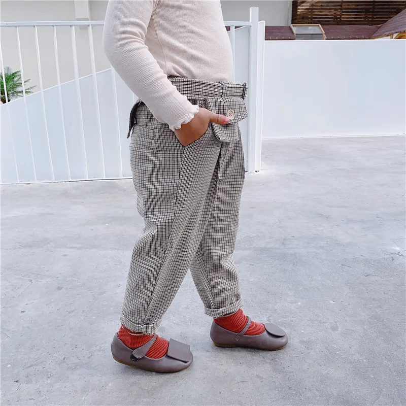 Модные брюки WLG для девочек детские бежевые в клетку на весну и осень