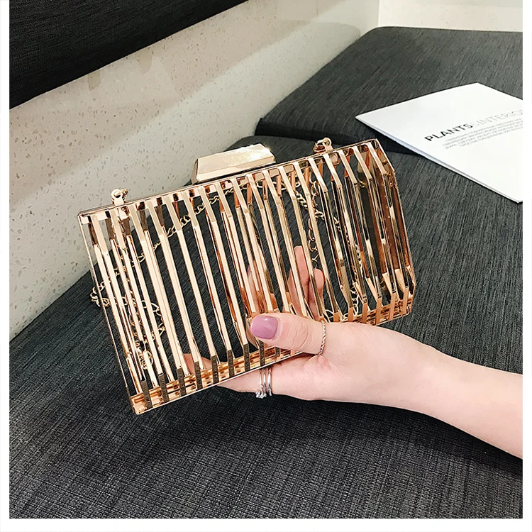 

Lady Luxury Latest Bridal Women's Bag2021New Metal Hollow Versatile Fashion Crossbody Evening Gold Clutch Bag Party Crystal Girl