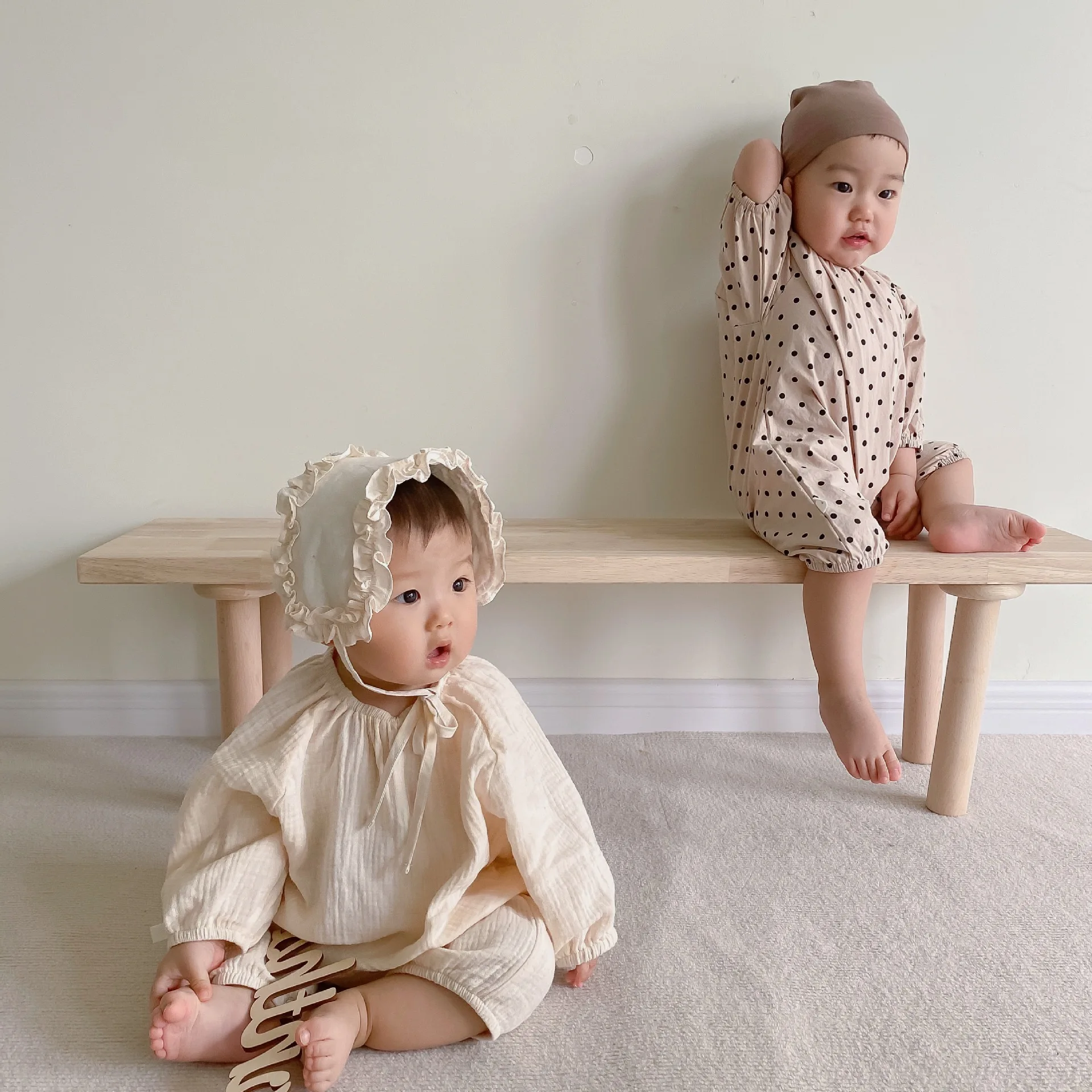 

Summer Newborn Baby Soft Sleeping Bag Solid Nightgown With Headband + Dot Pattern Fashion Babies Sleeping Gown Two Styles
