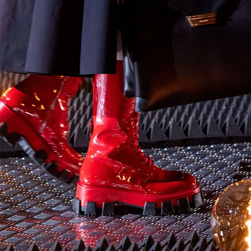 2019 г. Женские Ботинки martin На Шнуровке Для подиума красные мотоциклетные ботинки с
