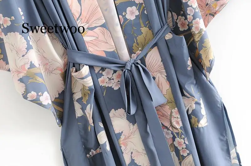 2020 Bohemian V neck Peacock Flower Print Long Kimono Shirt Ethnic New Lacing up Sashes Long Cardigan Loose Blouse Tops