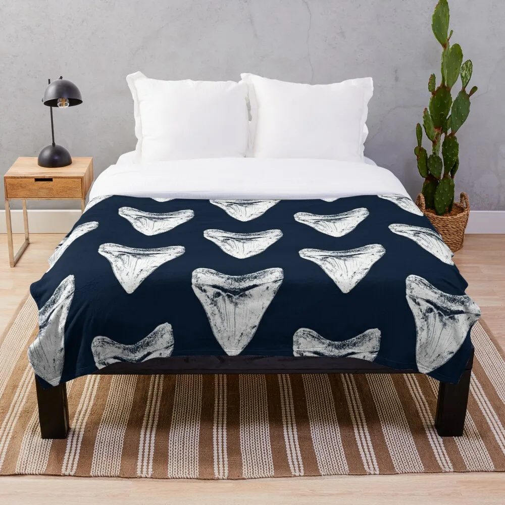 Одеяло Megalodon с акулами и зубами теплое уютное покрывало буквами одеяло принтом на