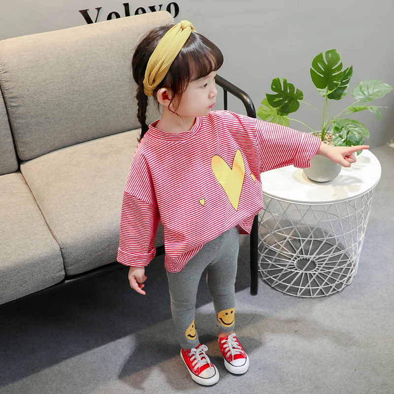 

Cartoon girls clothing sets striped smile top+pants 2pcs suit spring autumn wholesale kids suits outwears baby clothes set