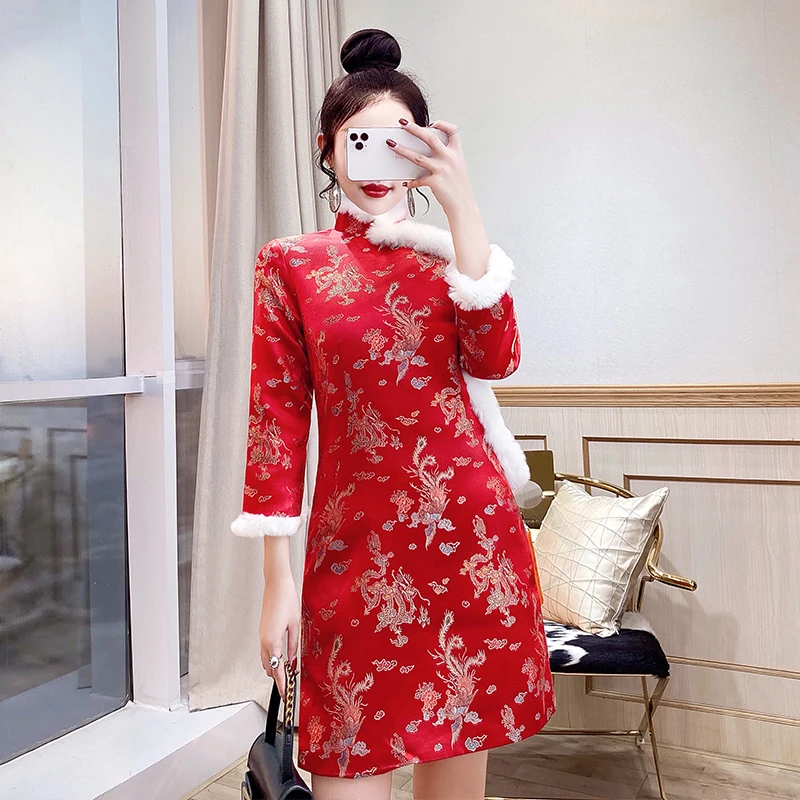 

Женское платье в китайском стиле, красное платье Тан, новинка, плюшевое платье-Ципао для свадьбы, улучшенное платье для осени и зимы