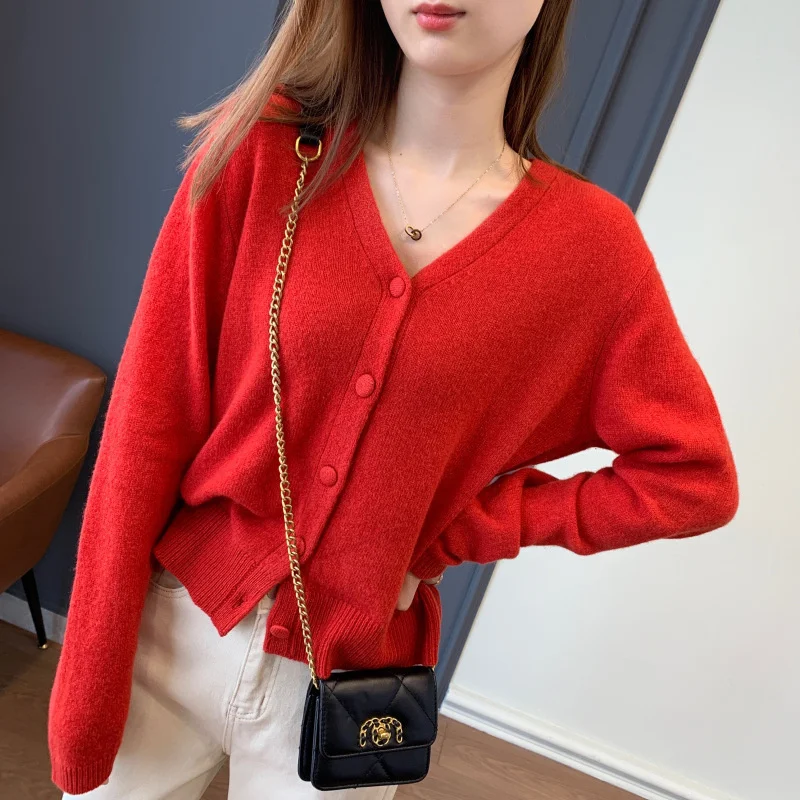 

Beautiful color tone huge white soft red fluffy thin Korean wool sweater women's new top autumn and winter