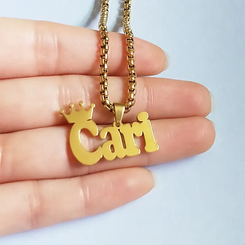 Ожерелье с короной и именем для женщин мужчин бижутерия из нержавеющей стали