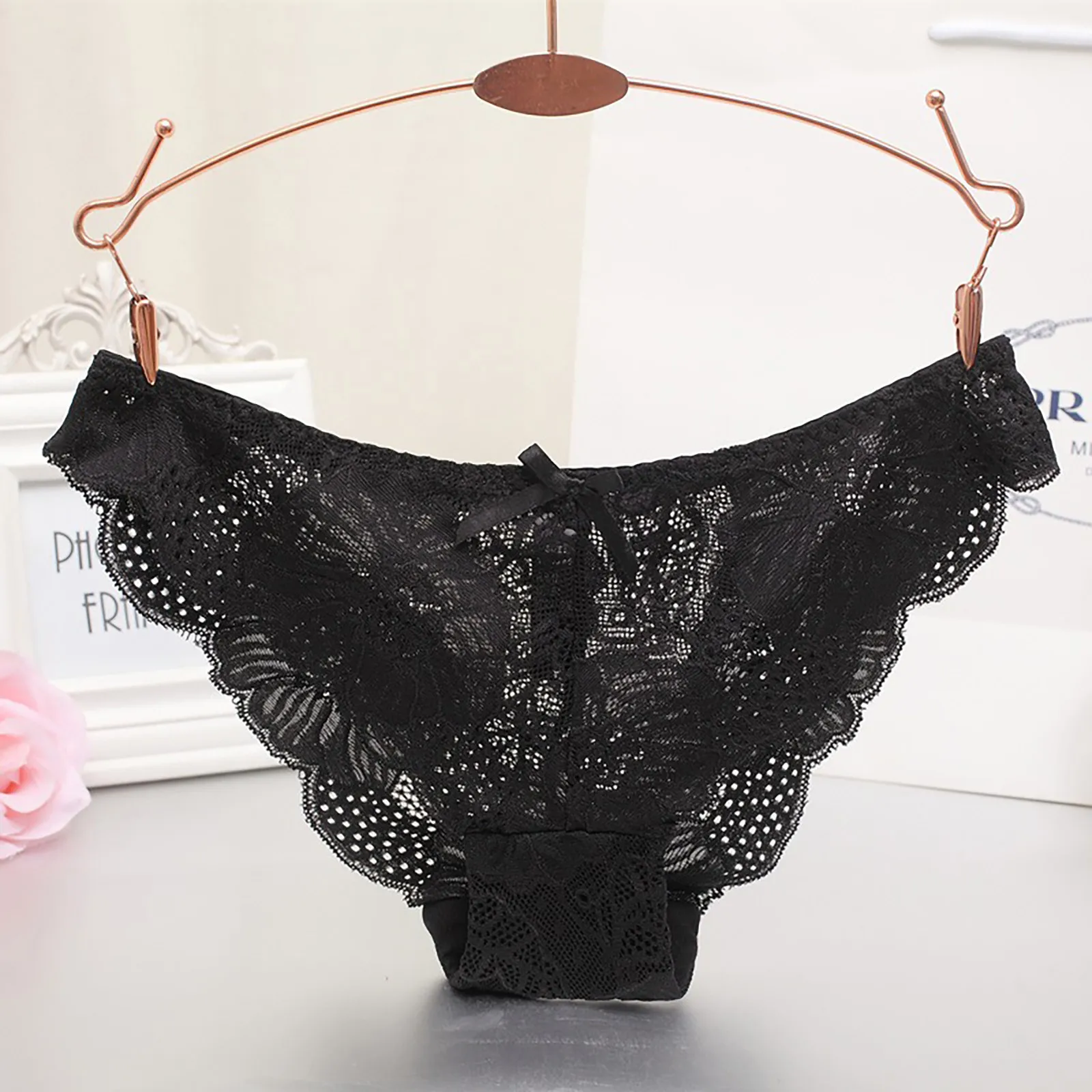 

Transparent Lace Cotton Briefs Women's Panties Sexy Underwear Breathable G-strings Thongs Seamless Erotic Lingerie Underpanties