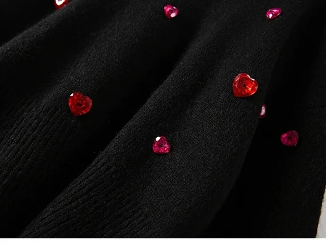 

Womens O-Neck Knitted Sweater Red Heart Shape Diamond Decor Lady Knitwear Top Female Black Knit Pullover Tops Fashion 2020 New