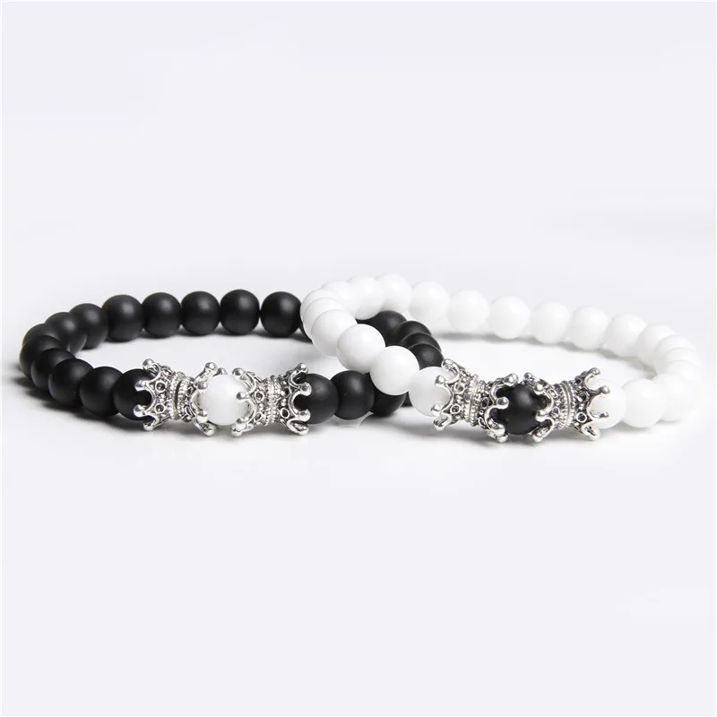 

Vintage Crowns Couple Bracelets Men White and Black Yin Yang Charm Bracelets Women Natural Stone Beads Bangle Friendship Jewelry