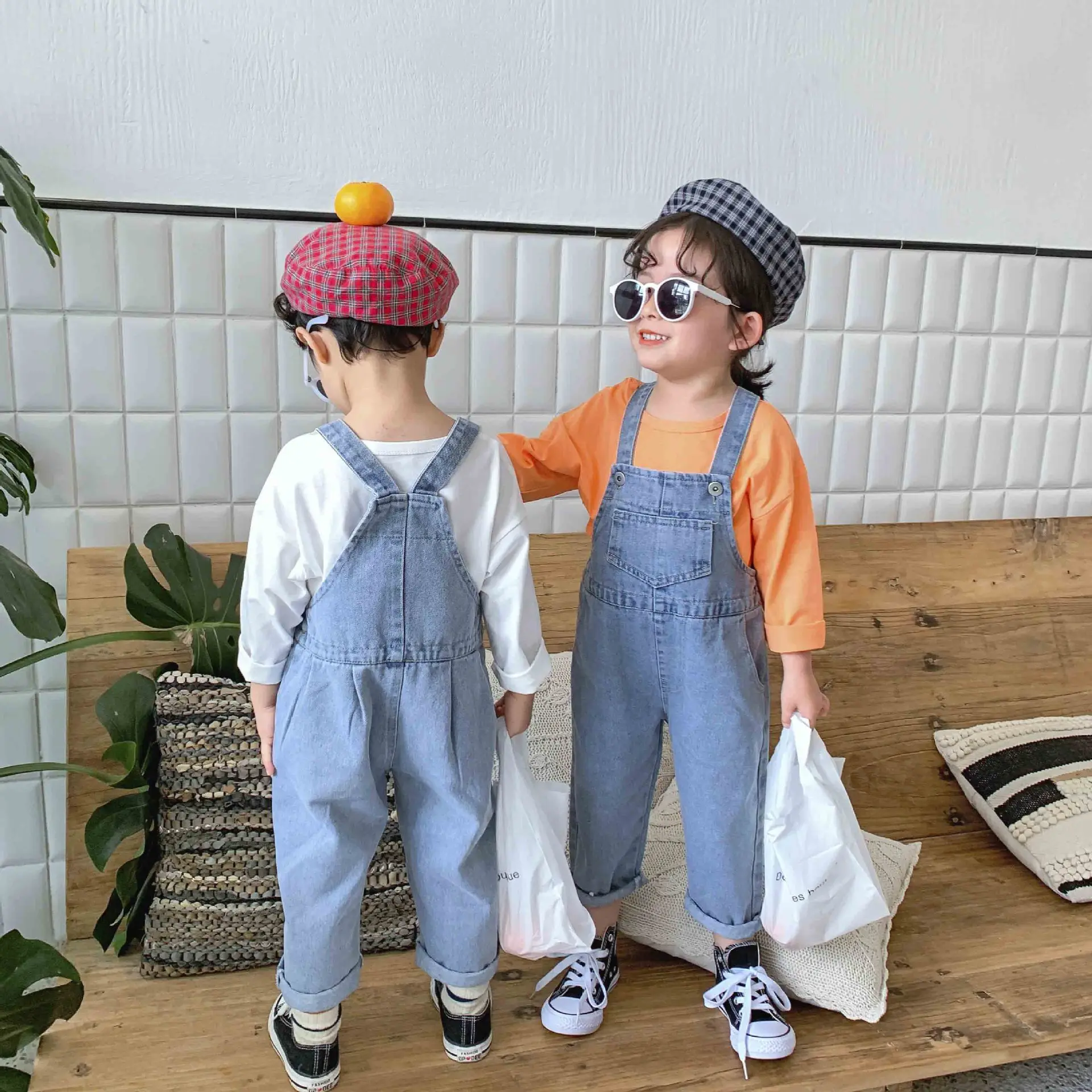 Весна 2020 новые стильные модные комбинезоны для мальчиков и девочек детские