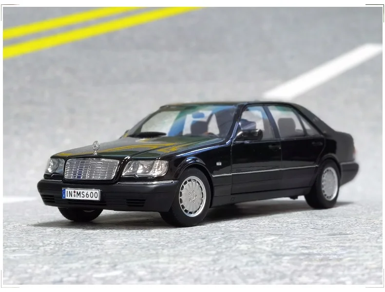 

1:18 для Mercedes Benz S600 V12 W140 литая модель автомобиля игрушки подарки коллекция черный/белый/серебристый металл, пластик