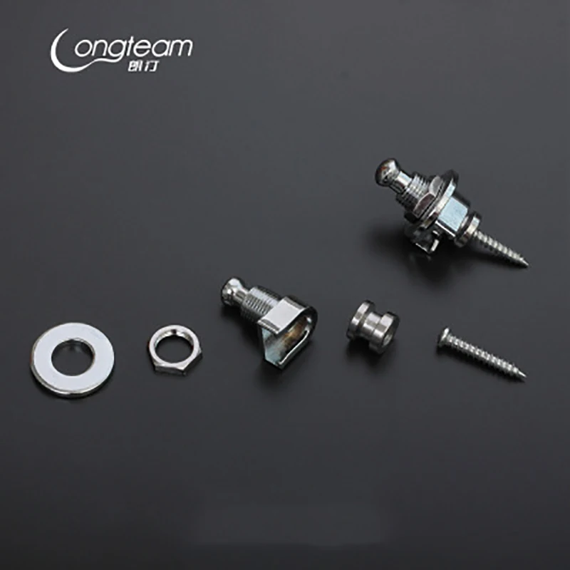 Электрическая гитара с нескользящим ремешком и пряжкой бас в фольклорном стиле