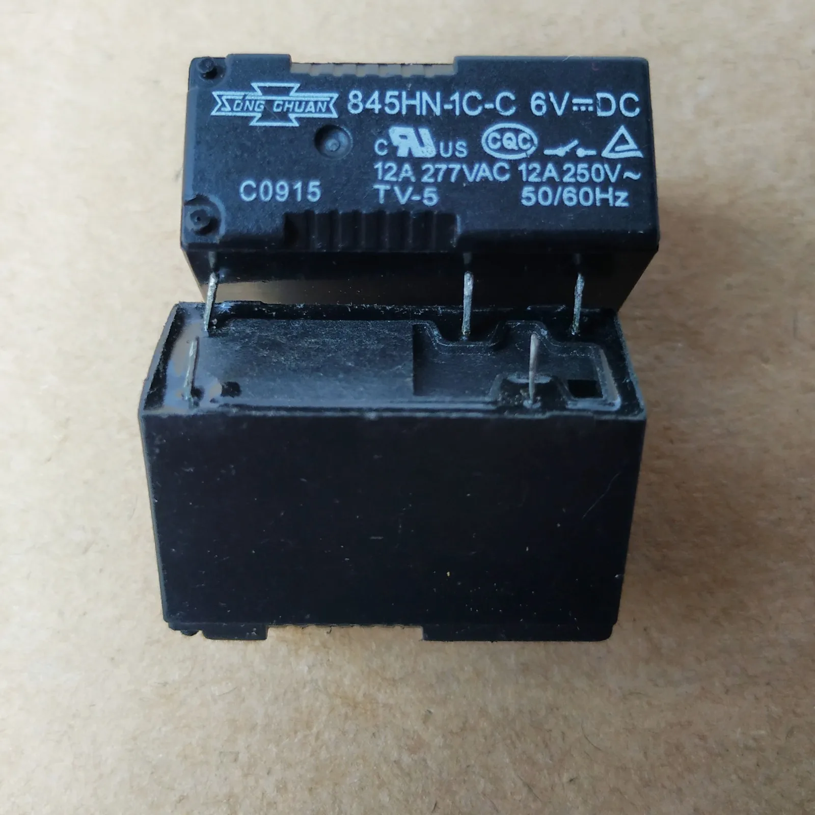 

В наличии реле 845HN-1C-C-6VDC 845HN-1C-C 6VDC 845HN1CC 845HN1CC-6VDC DC6V 6VDC 6В 5pin 5шт./лот