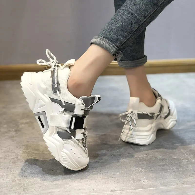 

Sneakers Women 2020 Fashion Breathable Round Toe Leisure Chunky Women Shoes Tenis Feminino Breathable Comfortable