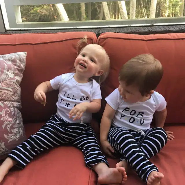 Я буду там для вас. Ф. R.i.n.d.s вдохновленные лучшие друзья s двойные комбинезоны