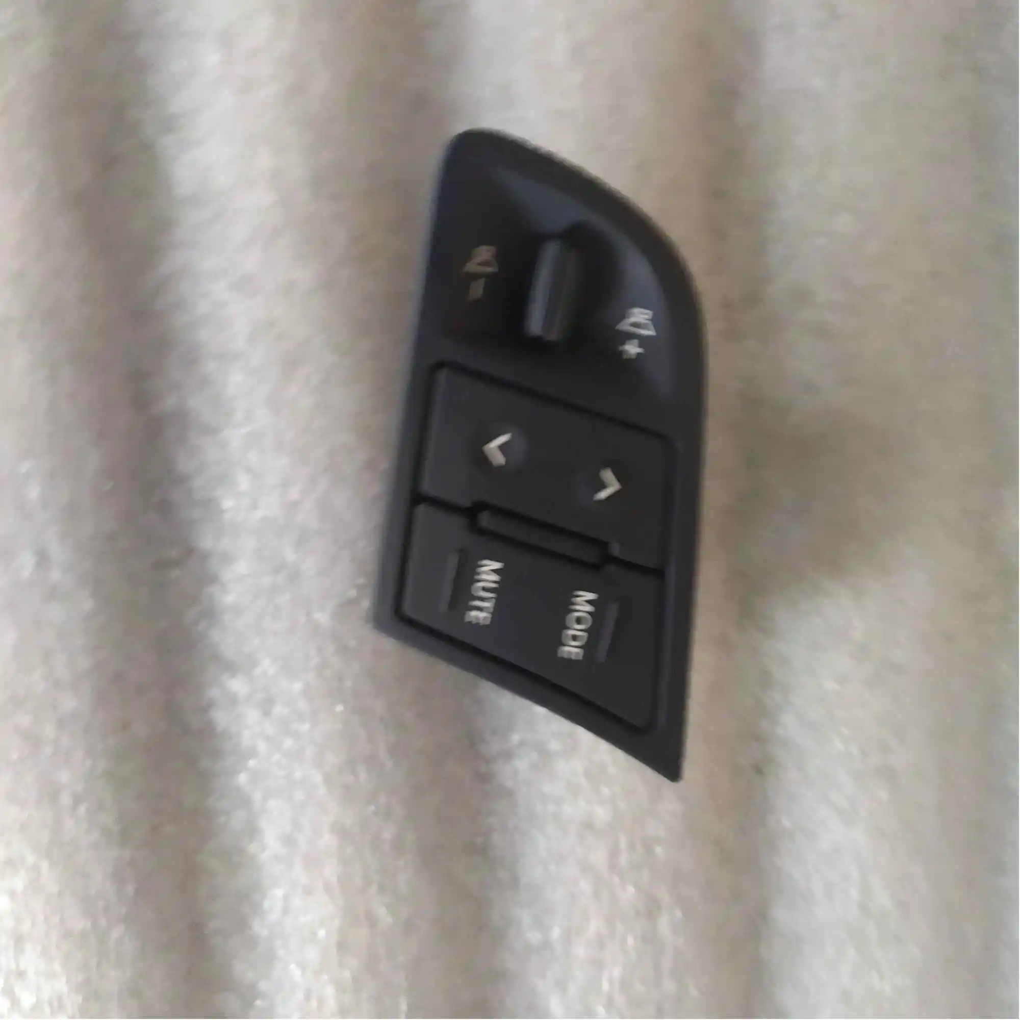 Кнопка управления громкостью на руль для KIA FORTE CERATO SHUMA 2008 KOUP 967002K000 | Автомобили и