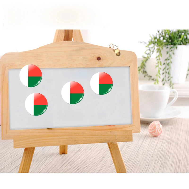 Madagascar Flag 30 мм магнит на холодильник Antananarivo Toamasina Tulear стеклянный купол магнитная