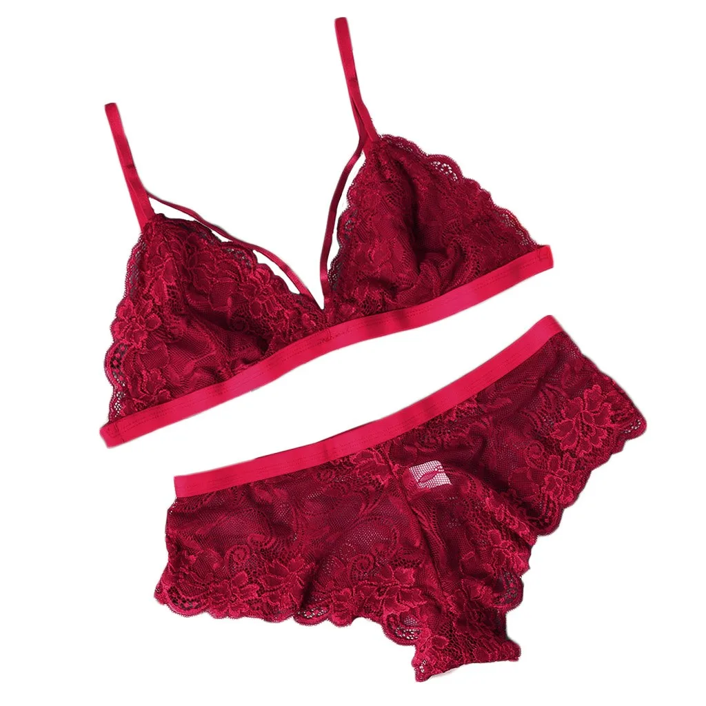Комплект кружевного нижнего белья с бюстгальтером пуш ап и трусиками женское