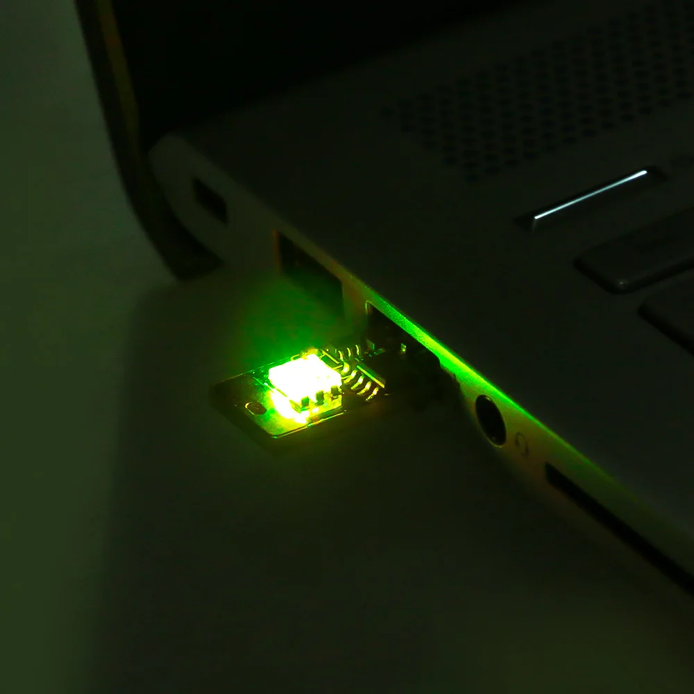 Автомобильный USB светодиодный атмосферный светильник RGB для управления музыкой