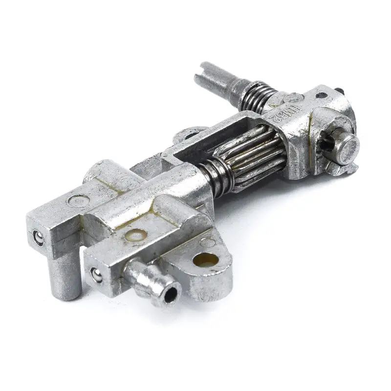 

H051 Oil Service Kit Repairing Set for chainsaw 450 520 5800 45CC 52CC 58CC Pump cover fitted Tool sets