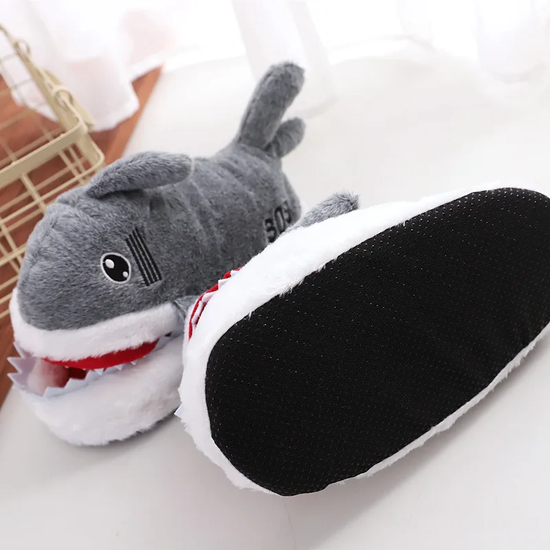 Милая домашняя зимняя теплая обувь из плюша женские тапочки акулы на меху Обувь в
