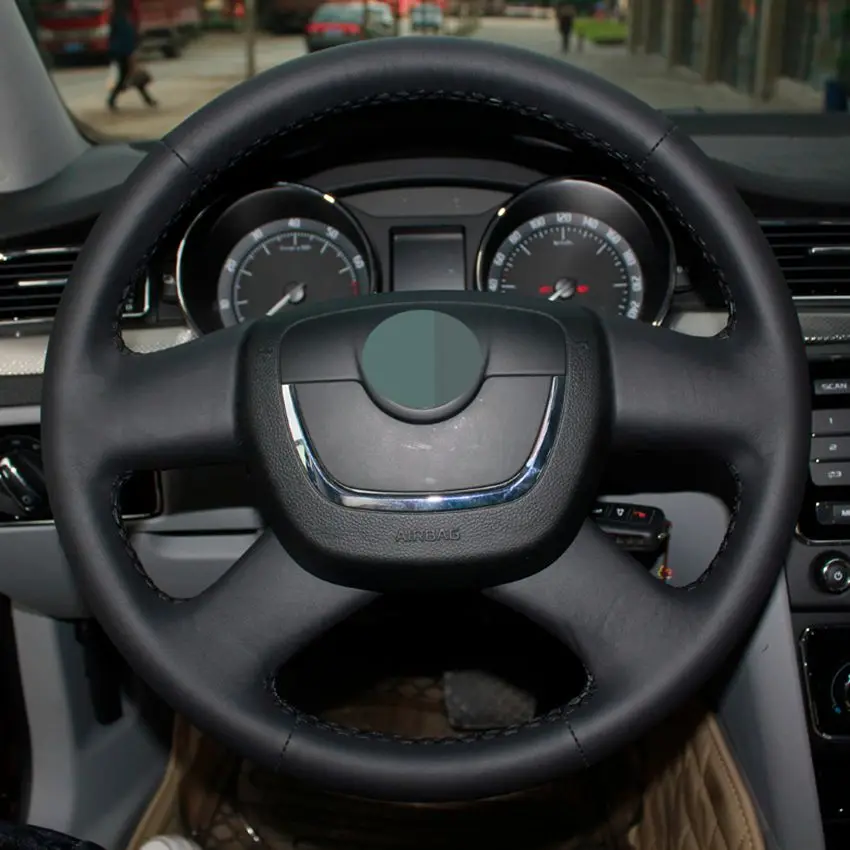 Black Genuine leather Hand-stitched Car Steering Wheel Cover for Skoda Skoda Octavia a5 2012 Octavia Superb 2012 Fabia
