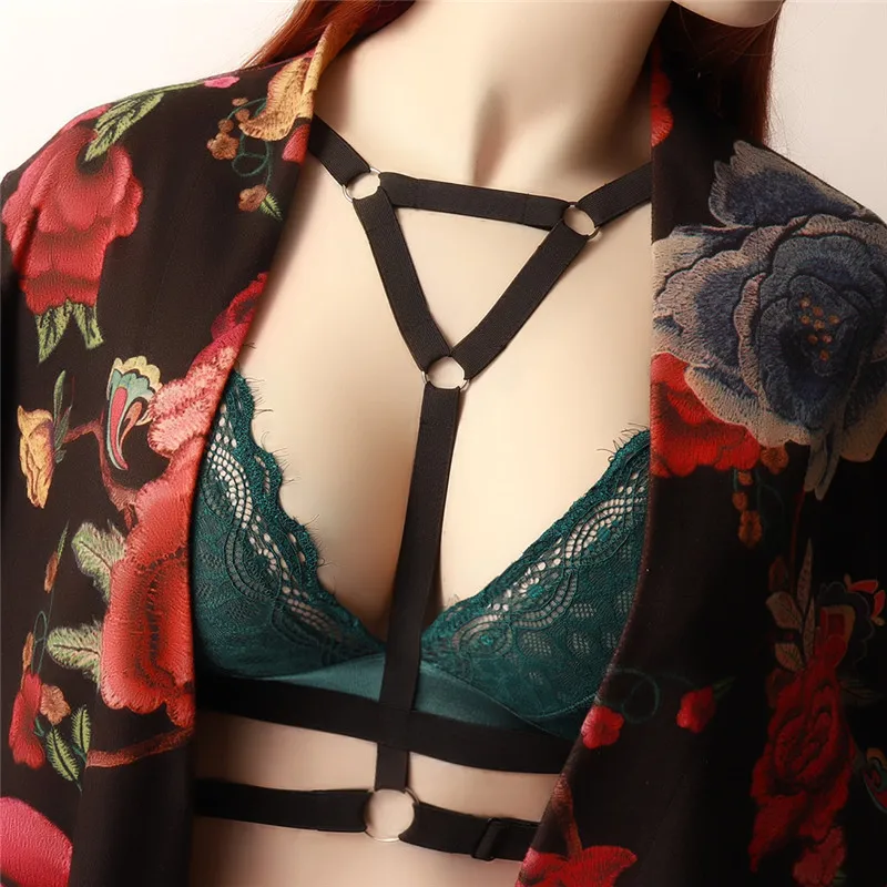 Женское черное нижнее белье Pastel Goth обвязка для тела Открытая грудь клетка