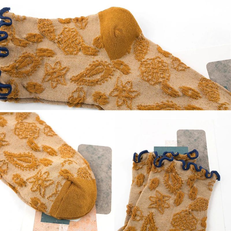 

Women's Socks & Hosiery