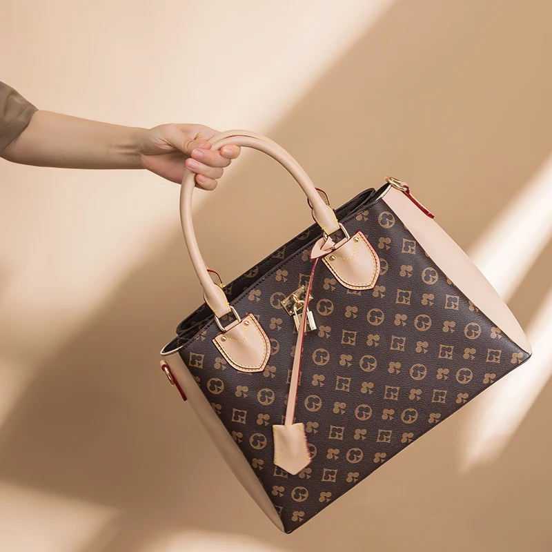 

Fashion Printing Luxury Designer One-shoulder Handbag Trend All-match Messenger Bag Large-capacity Leather Women's Bag 2021 New