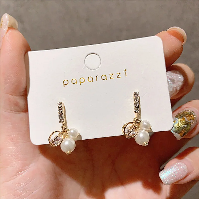 

South Korea Dongdaemun same style earrings female trendy girl heart earrings diamond earrings small pearl earrings women