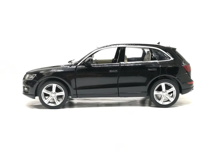 1:32 Audi Q5 City SUV модель моделирования сплав литья модель автомобиля Acoustooptic мальчик игрушка автомобиль