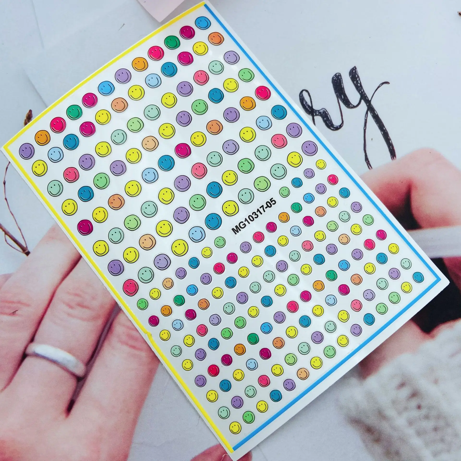 

Fresh Smiley Love Nail Art Sticker Self Adhesive Transfer Decal 3D Slider DIY Tips Nail Art Decoration Manicure Package