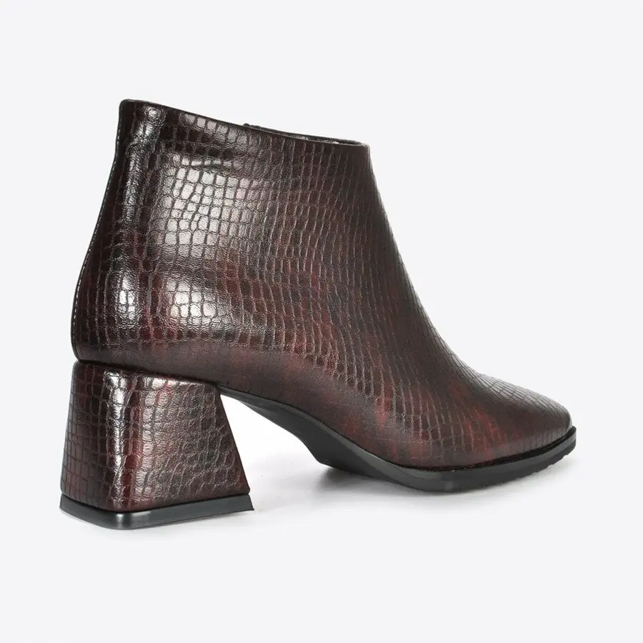 

Women Boots Mink Shoes Women Claret Red Crocodile Boots Vzn20-004K